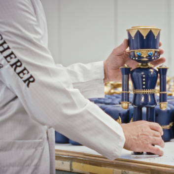 E652 Stiftung Wunderlampe_Nussknacker Aktion Bucherer_2